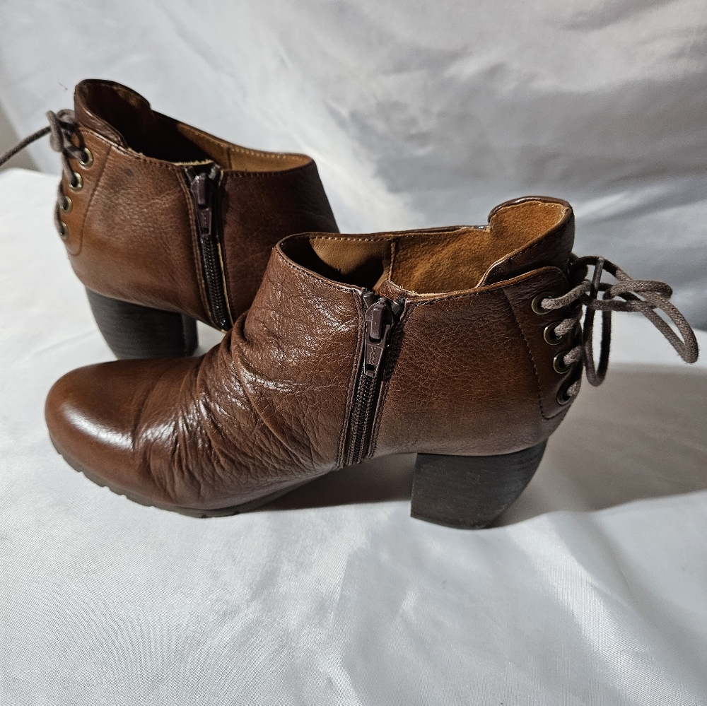 Womens Size 7.5 L'Amour Des Pieds Slouchy Brown Boots
